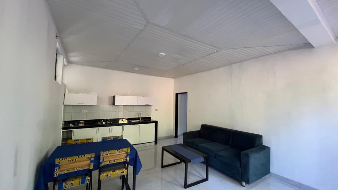 2 Bedroom En-suite Apartment — photo 1